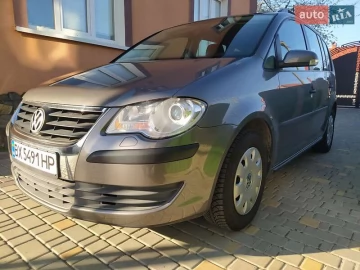 Авто Volkswagen Touran 2007 № 7330757