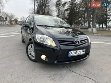Авто Toyota Auris 2010 № 7330853