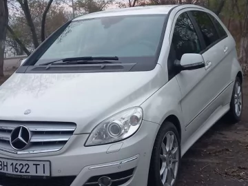 Авто Mercedes B-Class 2010 № 7330910