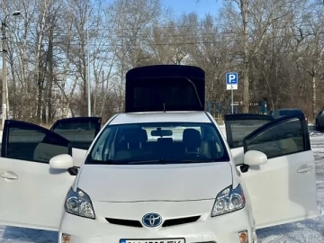Авто Toyota Prius 2012 № 7330934