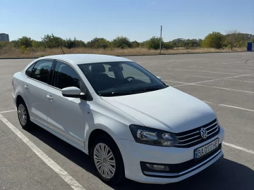 Авто Volkswagen Polo 2016 № 7331007