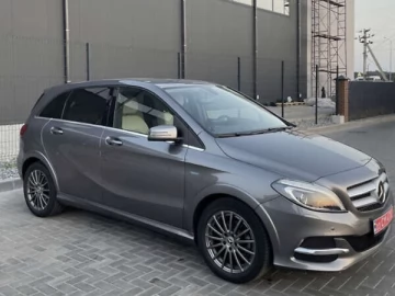 Авто Mercedes B-Class 2017 № 7331121