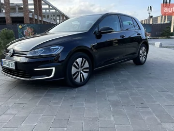 Авто Volkswagen E-Golf 2017 № 7331225