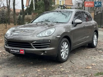 Авто Porsche Cayenne 2011 № 7331414