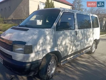 Авто Volkswagen Transporter 2000 № 7331837