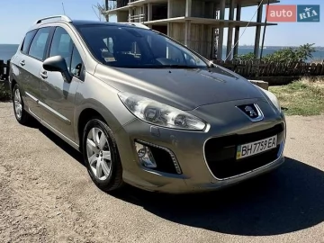 Авто Peugeot 308 2011 № 7331868