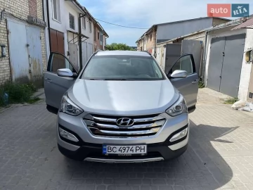 Авто Hyundai Santa Fe 2013 № 7332398