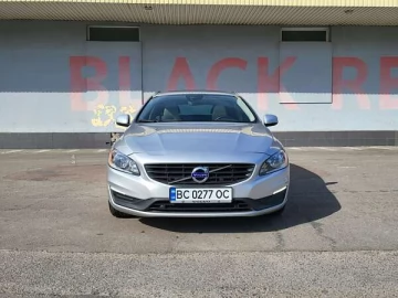 Авто Volvo V60 2016 № 7332521