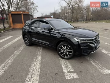 Авто Volkswagen Touareg 2019 № 7332722
