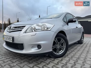 Авто Toyota Auris 2011 № 7333382