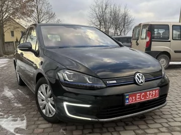 Авто Volkswagen E-Golf 2015 № 7333399