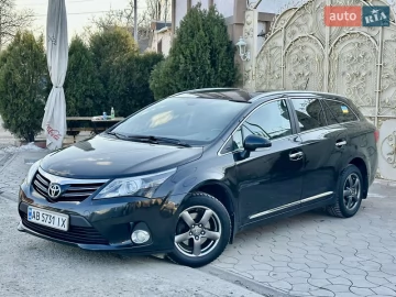 Авто Toyota Avensis 2012 № 7333489