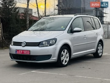 Авто Volkswagen Touran 2011 № 7333506