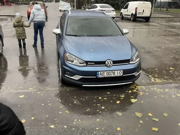Авто Volkswagen Golf 2017 № 7333643