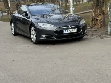 Авто Tesla Model S 2015 № 7334078