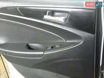 Авто Hyundai Sonata 2010 № 7334385
