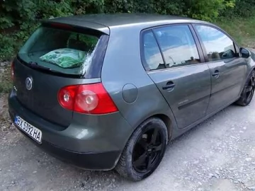 Авто Volkswagen Golf 2003 № 7334477