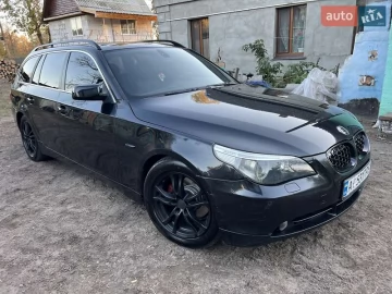 Авто BMW 5 Series 2004 № 7334592