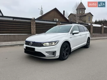 Авто Volkswagen Passat 2016 № 7334594