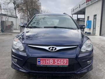 Авто Hyundai I30 2010 № 7335242