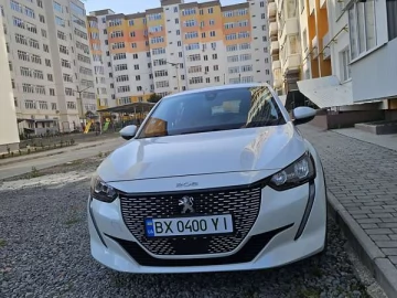 Авто Peugeot 208 2020 № 7335403