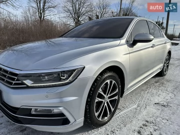 Авто Volkswagen Passat 2018 № 7335763