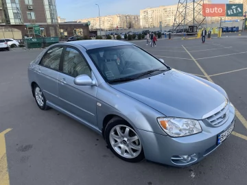 Авто KIA Cerato 2004 № 7336107