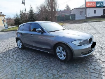 Авто BMW 1 Series 2009 № 7336592