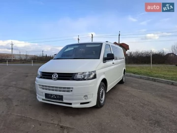 Авто Volkswagen Transporter 2015 № 7337131