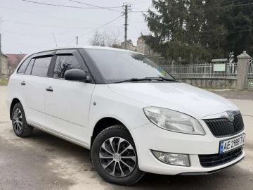Авто Skoda Fabia 2010 № 7337365