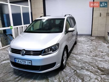 Авто Volkswagen Touran 2013 № 7337671