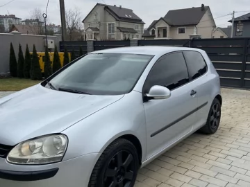 Авто Volkswagen Golf 2005 № 7338051