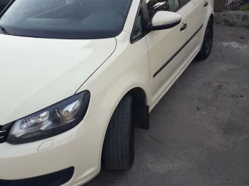 Авто Volkswagen Touran 2014 № 7338247