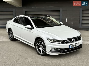 Авто Volkswagen Passat 2018 № 7338817