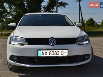 Авто Volkswagen Jetta 2012 № 7339322