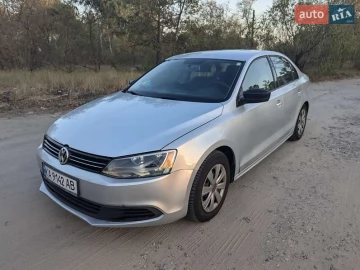 Авто Volkswagen Jetta 2013 № 7339332