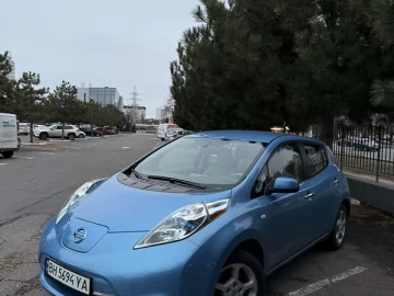 Авто Nissan Leaf 2012 № 7340133