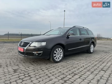 Авто Volkswagen Passat 2010 № 7340352