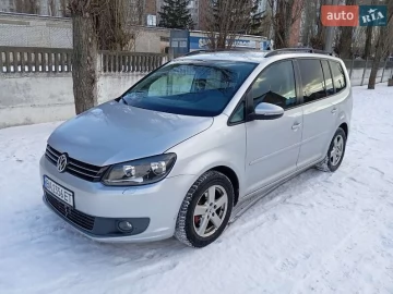 Авто Volkswagen Touran 2011 № 7340538
