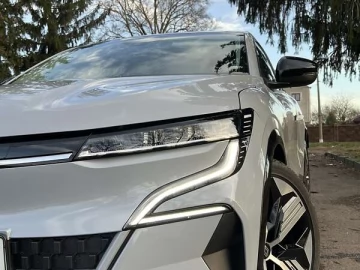 Авто Renault Megane E-Tech Electric 2023 № 7340777
