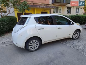 Авто Nissan Leaf 2013 № 7341308