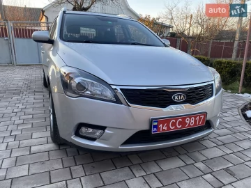 Авто KIA Ceed 2010 № 7341335