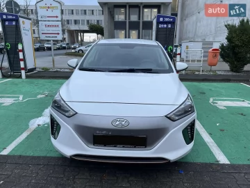 Авто Hyundai Ioniq 2016 № 7341461
