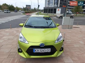 Авто Toyota Aqua 2015 № 7341646