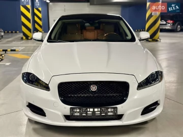 Авто Jaguar Xj 2013 № 7341708