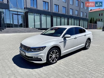 Авто Volkswagen Passat 2018 № 7342216