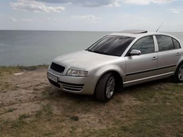Авто Skoda Superb 2002 № 7342647