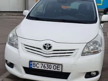 Авто Toyota Verso 2010 № 7342976