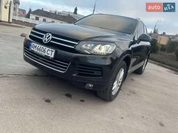 Авто Volkswagen Touareg 2010 № 7343212