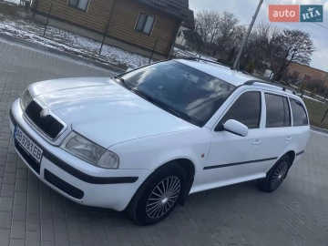 Авто Skoda Octavia 2002 № 7343713